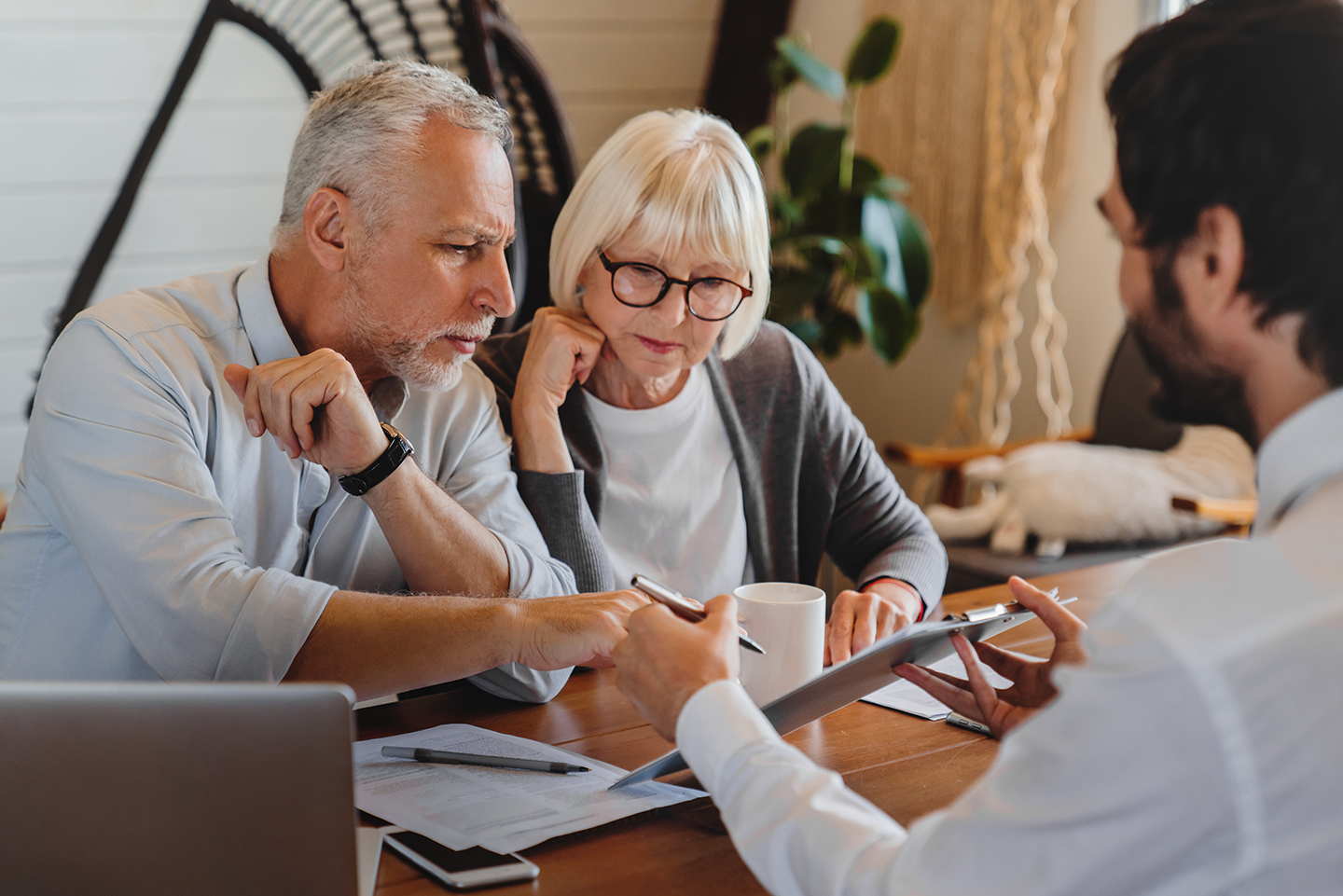 Elder Care Options: The Merits of Staying at Home | CCH